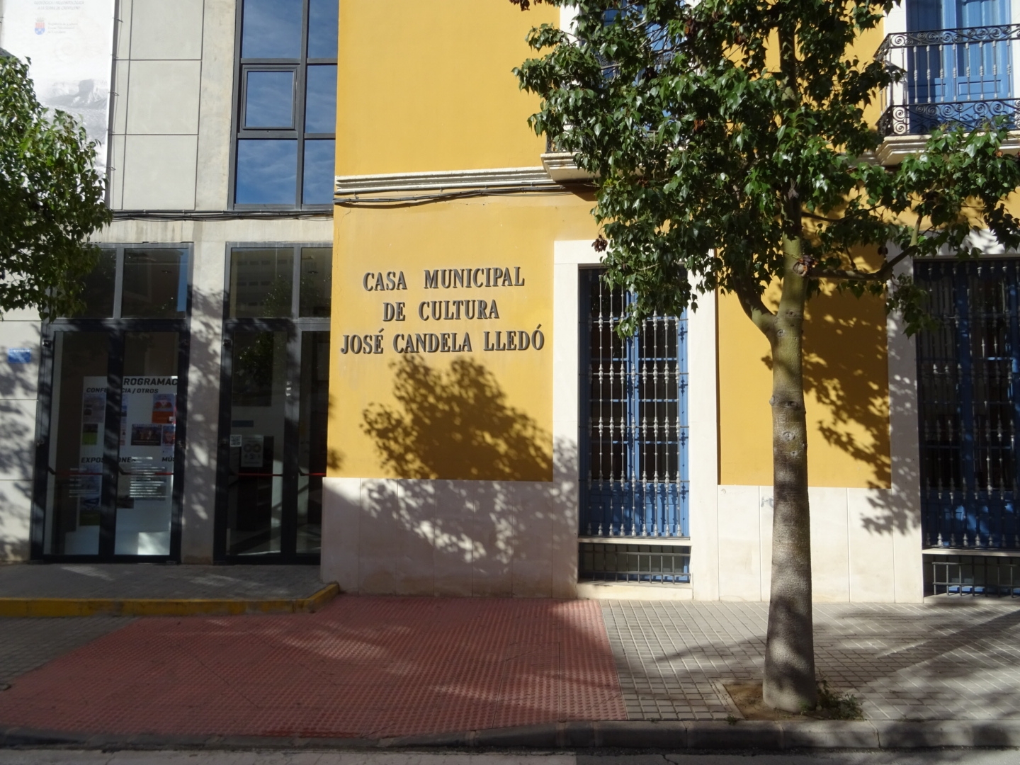 Casa Municipal de Cultura José Candela Lledó - Regidoria de Cultura i Festes. Crevillent