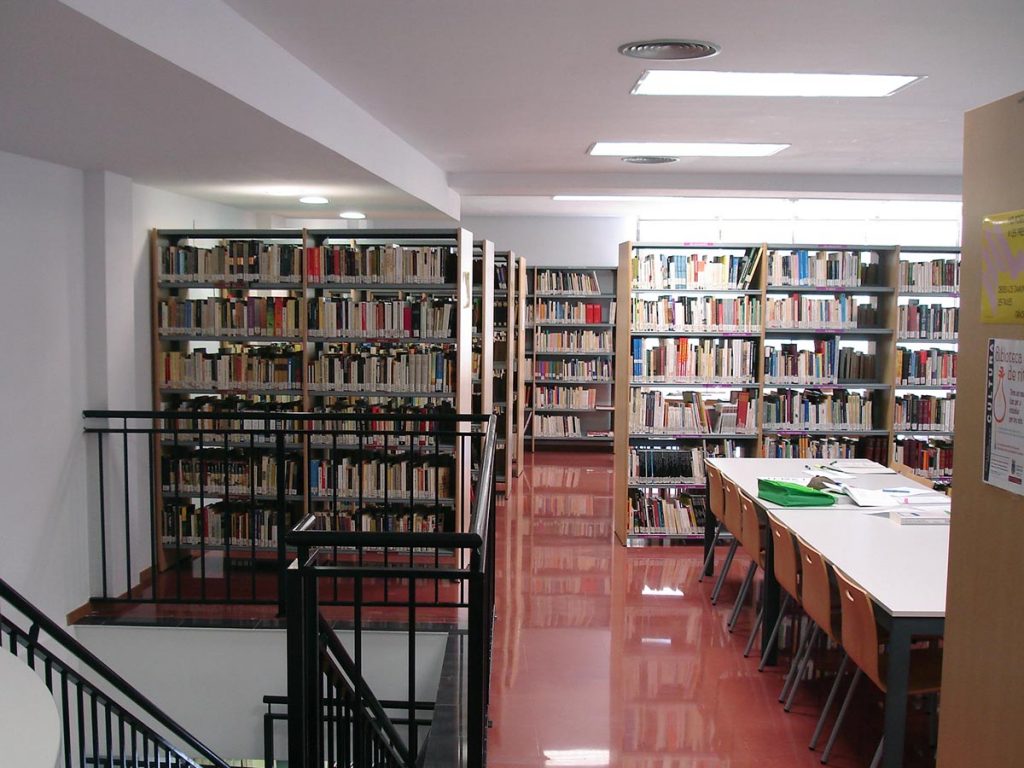Biblioteca Municipal Enric Valor Catarroja (1)