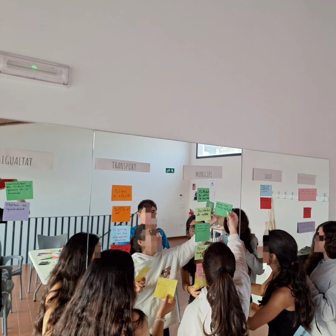 La Concejalía de Juventut del Ayuntamiento de Pedreguer presenta los resultados del Foro Joven “Transforma Pedreguer”.