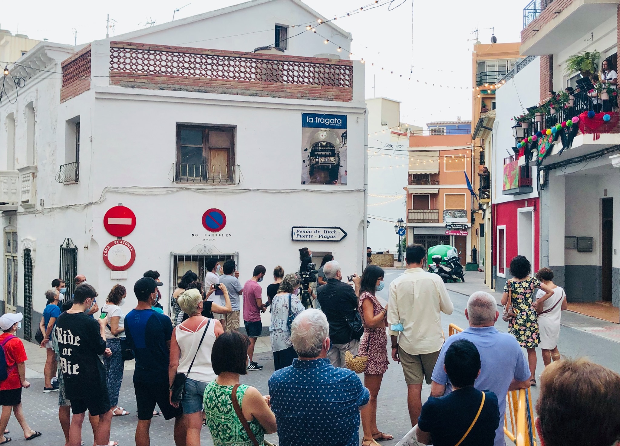 Art al balcó Calp